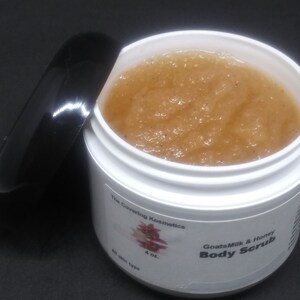 Goat Milk & Honey Body Scrub – Natural Sea Salt Exfoliator for Glowing, Hydrated Skin – Handmade Spa Gift – Summer Skincare