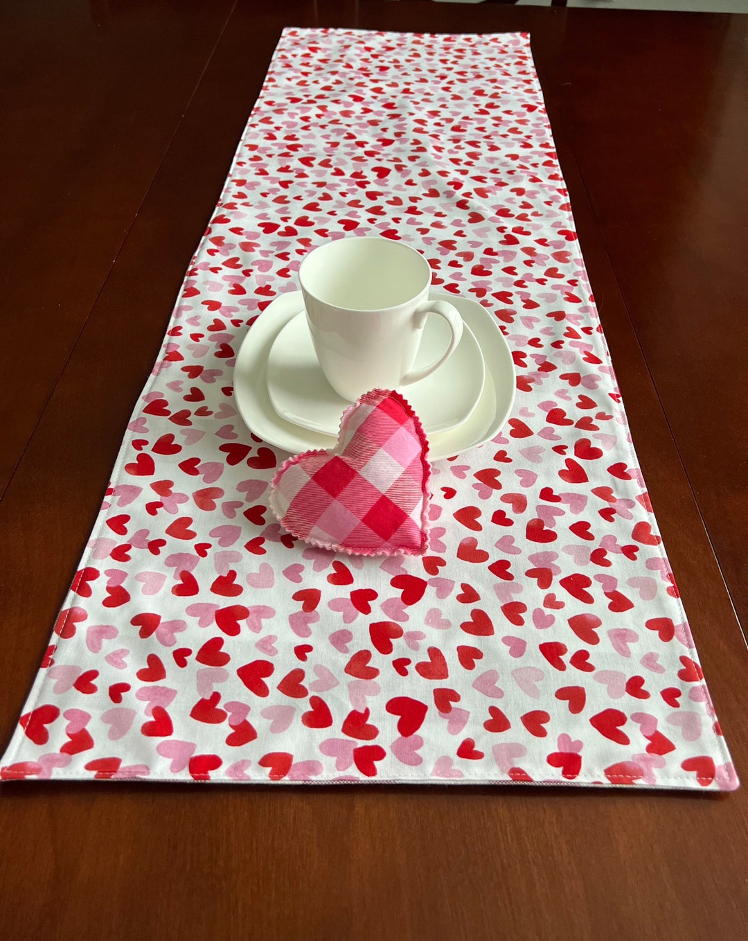 Valentine Day Table Runner, Farmhouse Decor, Kitchen Decor, Hearts Table Runner, Red Plaid Table