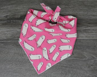 Bandana cuadrada de Halloween - Esqueletos de Halloween Tie On Bandana - Spooky Pink Ghosts