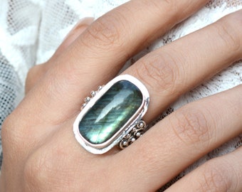 Labradorite Gemstone Solid 925 Sterling Silver Designer Handmade Ring- February Birthstone