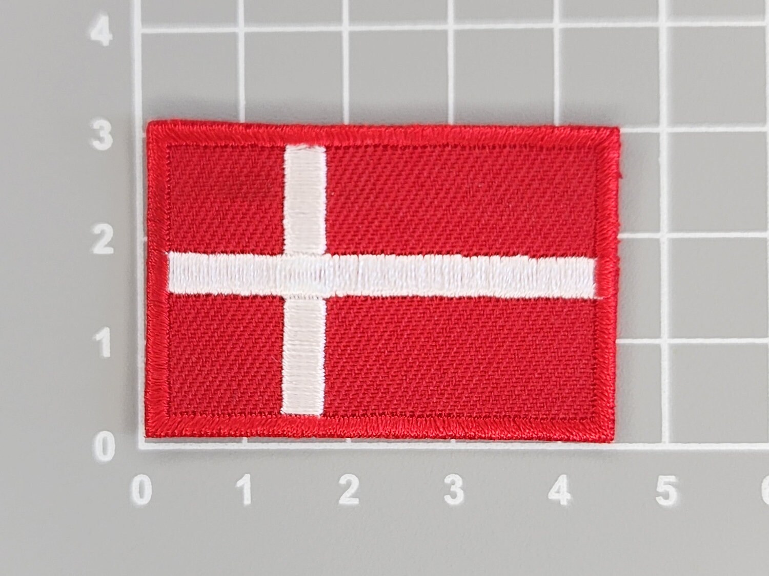 Italy Flag Coat Of Arms Iron-On Patch – 5.2 X 6.3 Cm – BP Braunert Patches