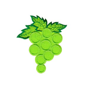 Peut inclure: Patch brodé vert représentant un bouquet de raisins avec des feuilles.