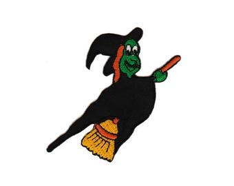 bb90 Witch On Broomstick Children Comic Patch Iron-On Application Patch Size 7.2 x 7.5 cm