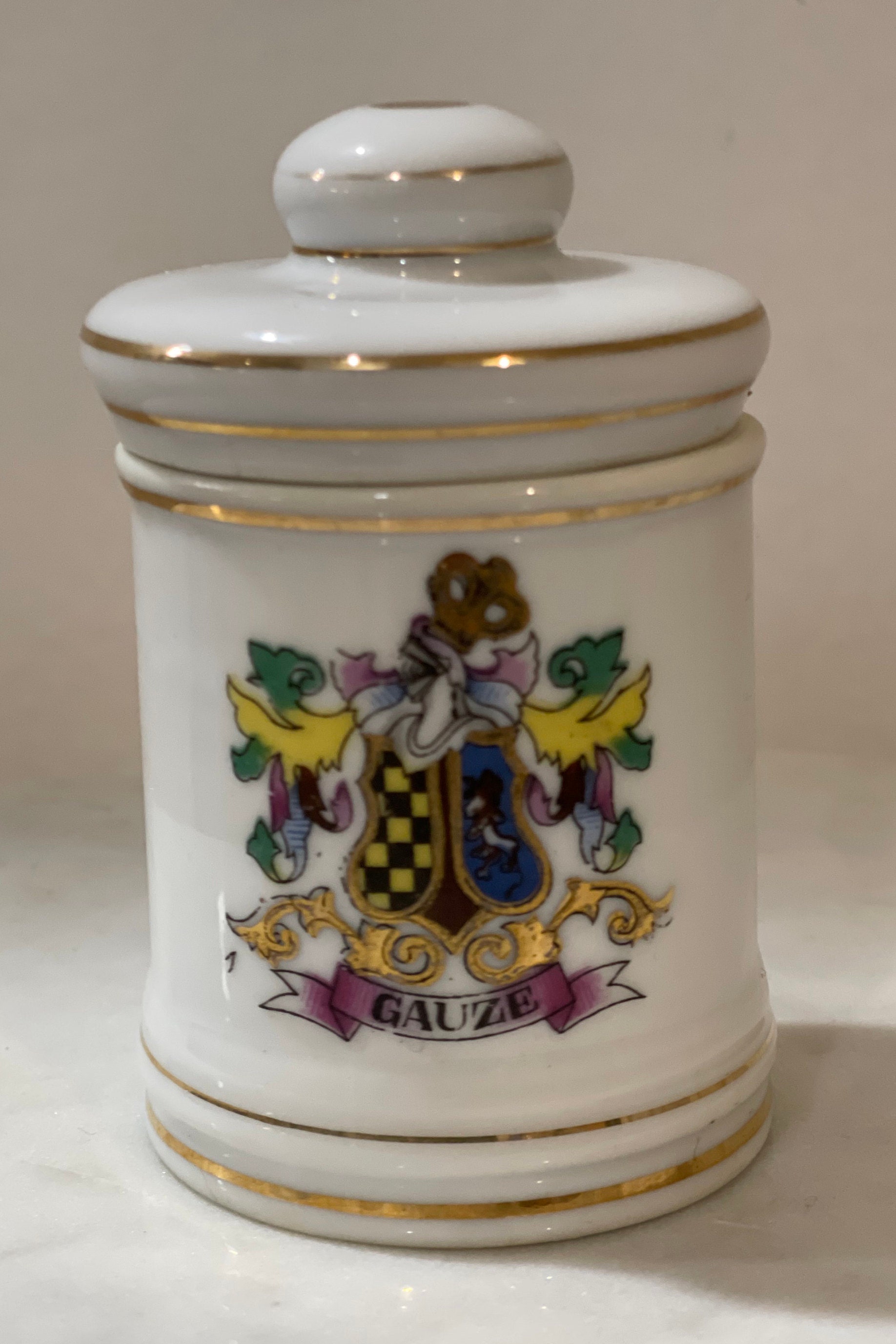 Vintage Porcelain Apothecary Jars Gauze Aspirin Gold Accent Pulvis Jars With Lids Made in Japan