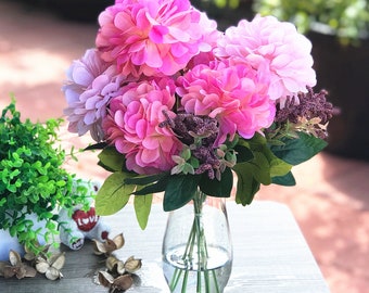 Pink Mixed Dahlia Silk Flower Arrangement in Glass Vase with Faux Water For Home Wedding Centerpiece Artificial Flower arrangement