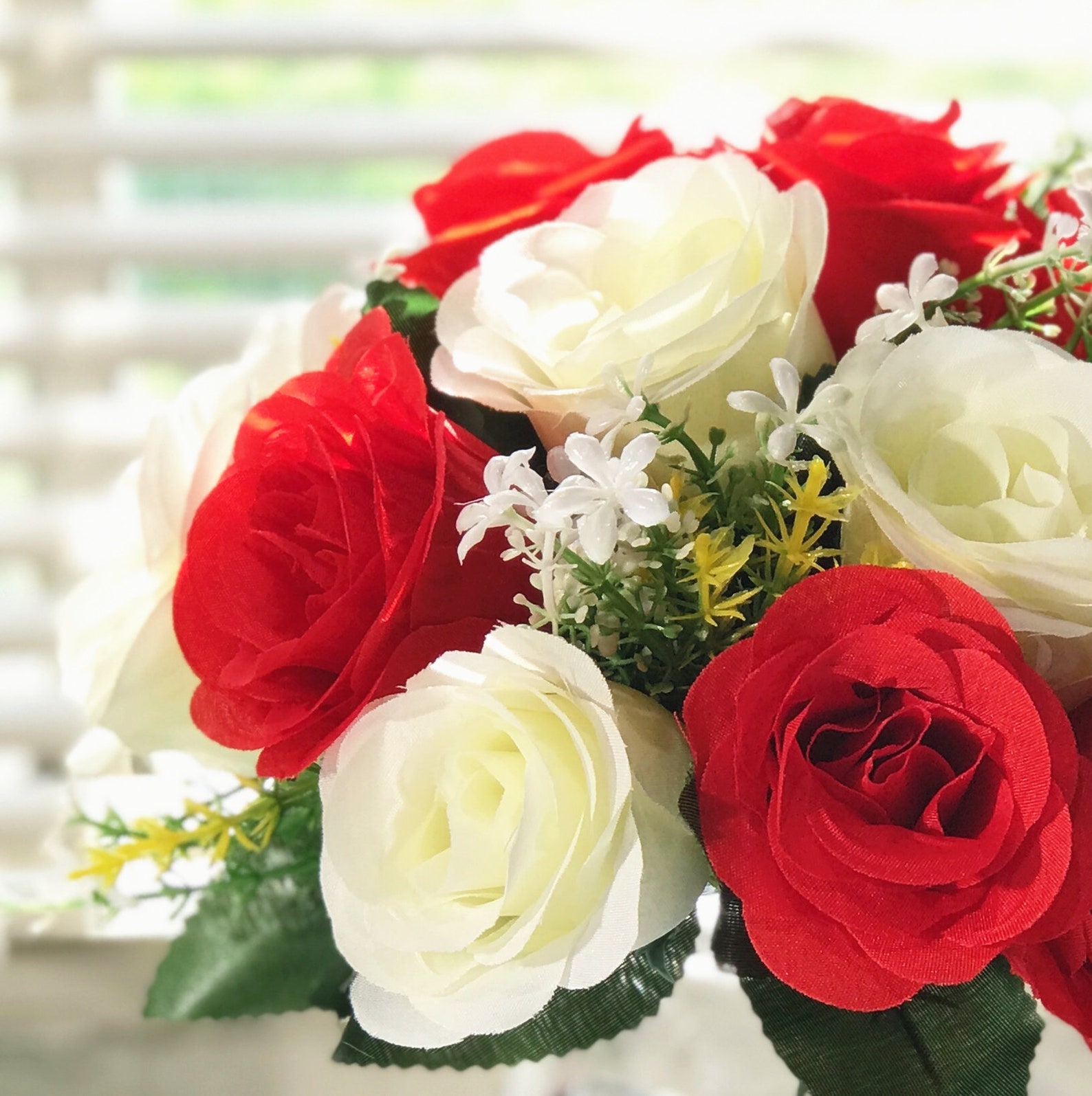 Mixed Silk Rose Flower Arrangement in Clear Glass Vase With Etsy
