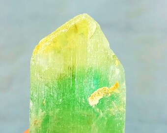 Bi-Color Hiddenite Kunzite Crystal, Afghanistan Mineral Specimen (58 x 28 x 19 mm)