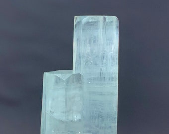Natural Sky Blue Twin Aquamarine Crystal from Skardu Pakistan, sky blue Twin Aquamarine Crystal / 120 CT