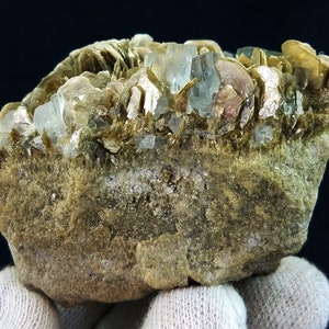 Himmelsblå akvamarin med muskovit, pakistanskt mineralprov (53x69x54mm) bild 3