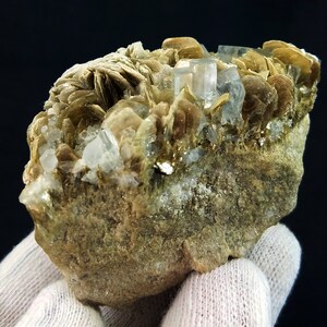 Himmelsblå akvamarin med muskovit, pakistanskt mineralprov (53x69x54mm) bild 5
