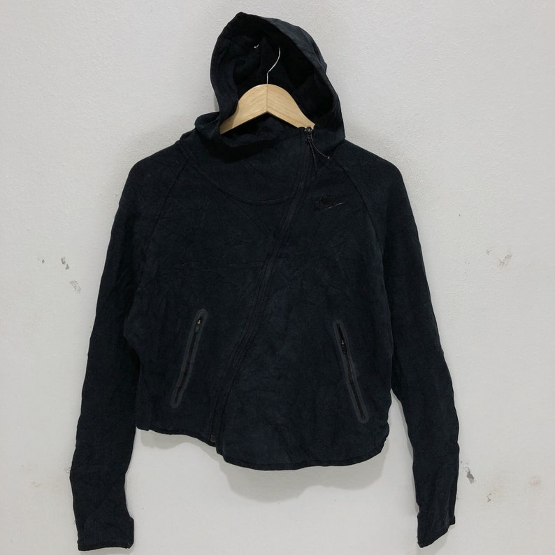 black nike swoosh hoodie