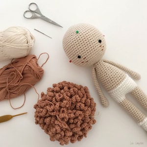 Tutorial PDF en francés/inglés/español/deutsch/português, muñeco de crochet, patrón, explicaciones de patrones de crochet para descargar imagen 4