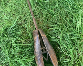 Vintage shoe stretcher