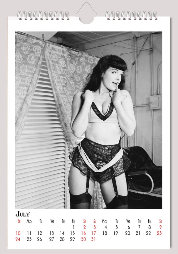 Bettie Page Wall Calendar 2022 Edit 2 Pin Up Glam Girl Retro | Etsy