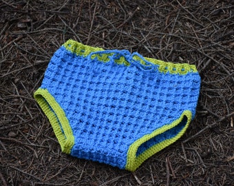 baby boy bloomers crochet pattern sizes 0-3 and 3-6 months, baby diaper cover crochet pattern