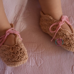 Crochet Baby Shoes Pattern, sizes newborn to 18months image 7