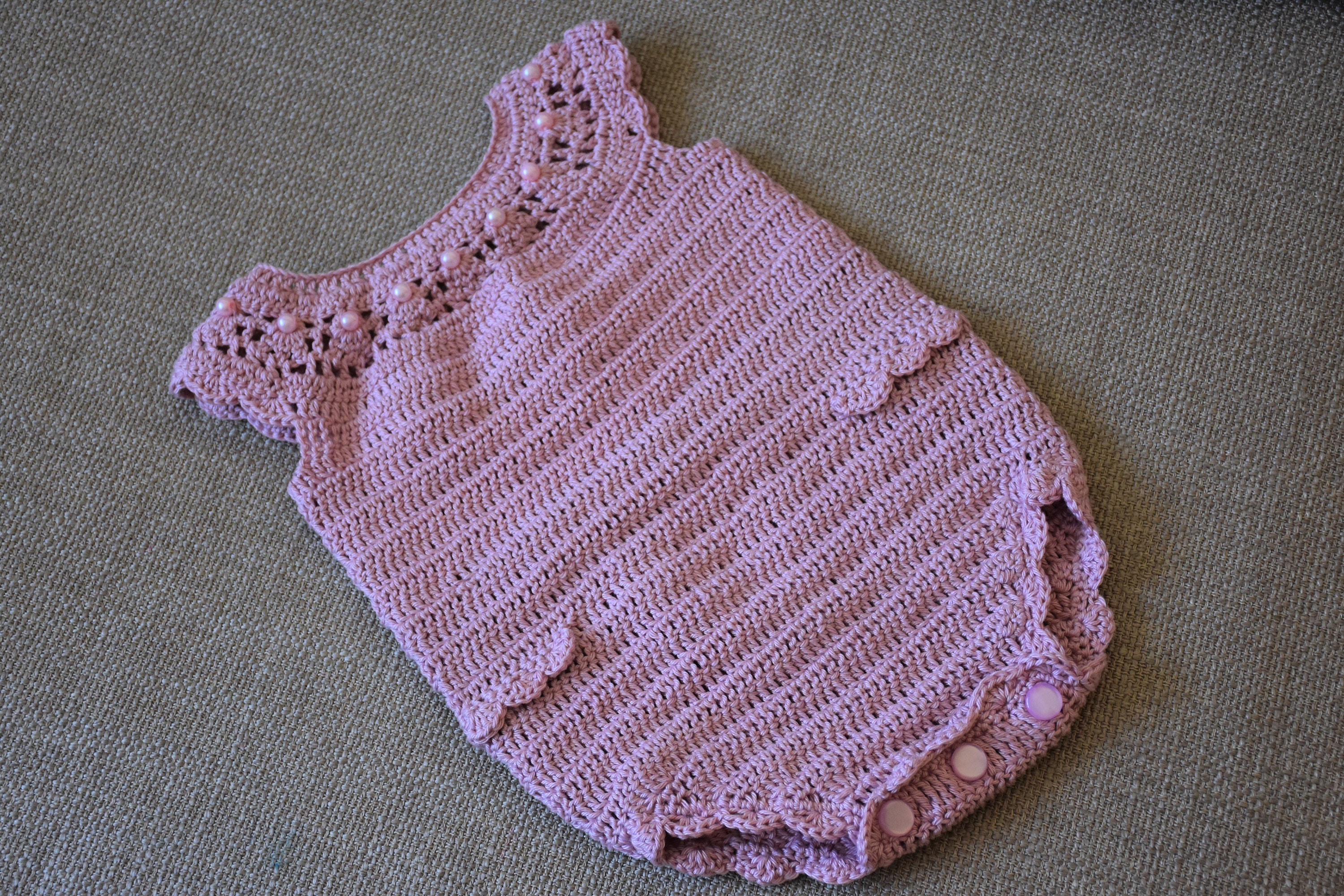 Boutchou Crochet Baby Romper Pattern