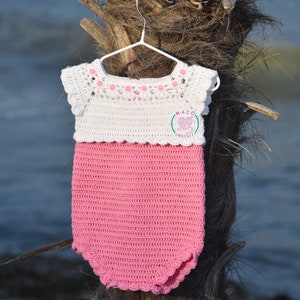 Crochet Pattern – Baby Girl Romper with Beaded Neckline – Size 0–3 Months – PDF Instant Download (English Only)