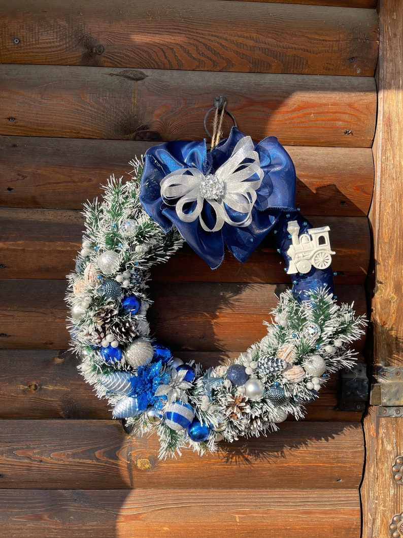 Hanukkah wreath Dark blue and silver wreath Christmas wreath Elegant Christmas wreath Home decor Gift front door wreath image 2