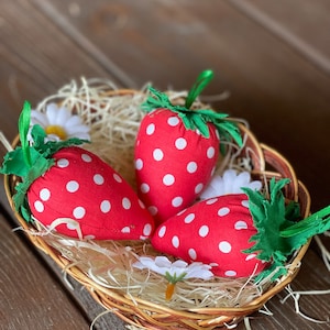 Fabric strawberry set of 3 Fabric strawberries Strawberry tier tray Strawberry bowl filler Plush strawberry Primitive summer decor Car decor