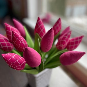 Tulips Pink tulips Fabric flowers Fabric tulips Spring flowers Mother's Day Easter decorations Wedding bouquet Charm spring Raspberry tulips
