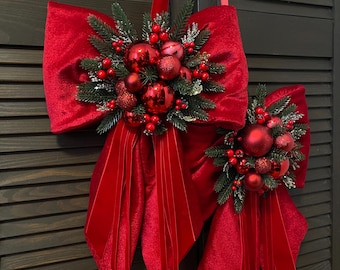 Zwei Weihnachtsschleifen, Weihnachtsdeko, rote Samtschleife, roter Samtschleife, Weihnachtsbaumdeko, Kranzdeko, Türkranz, handgefertigte Weihnachtsdeko