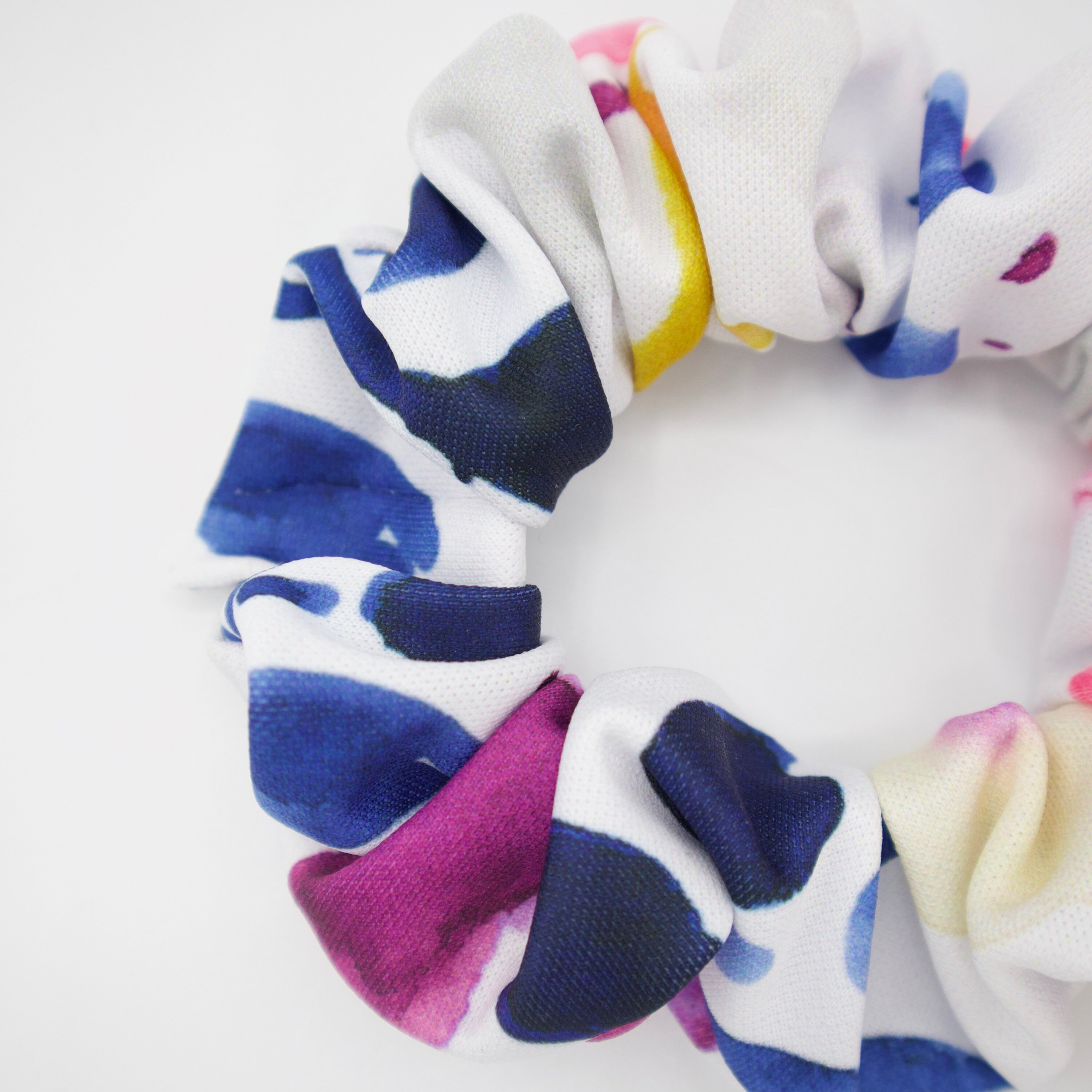 Full Bloom Scrunchie Top Knot Messy Bun Floral Scrunchie Etsy España