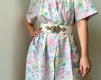 Vintage pastel floral house dress / 1980s / popper front / gown / loungwear / size M