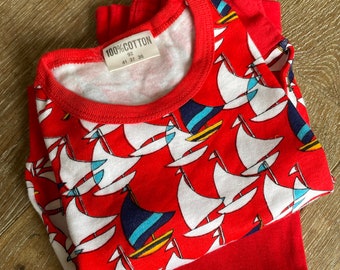 kids vintage cotton pyjamas / trouser set / red boats / sailing / 92