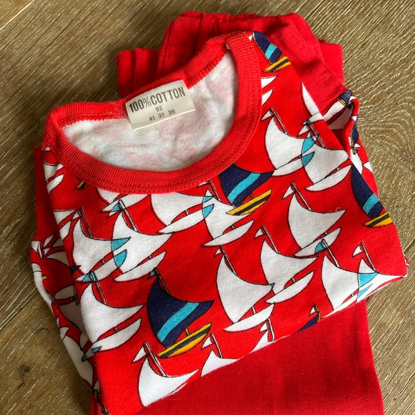 kids vintage cotton pyjamas / trouser set / red boats / sailing / 92