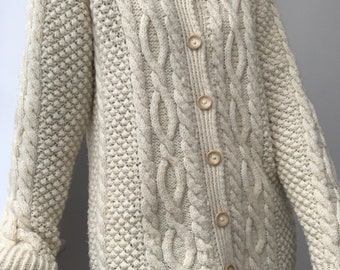 Vintage Cream hand knit cardigan / soft / size M / bobble knit / cable knit