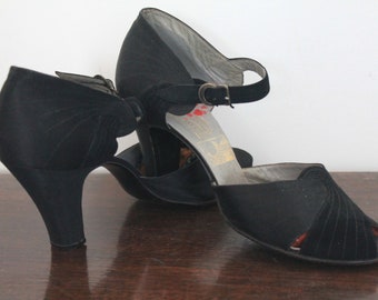 ladies evening shoes size 5