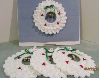 Crocheted Small 7.5 Inch White Wreath – Green Ribbon