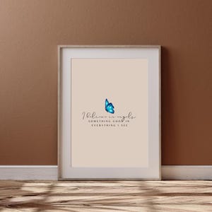 Póster Creo en los ángeles de Abba y conocido por Mamma Mia con mariposa azul para tu salón, dormitorio o como regalo.