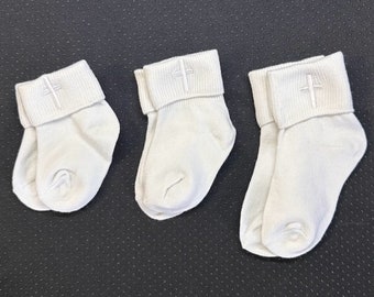 Calcetines de bebé bordados cruzados, calcetines recién nacidos de seis meses doce meses dieciocho meses, regalos para nuevos padres, regalo de baby shower, regalo de vacaciones