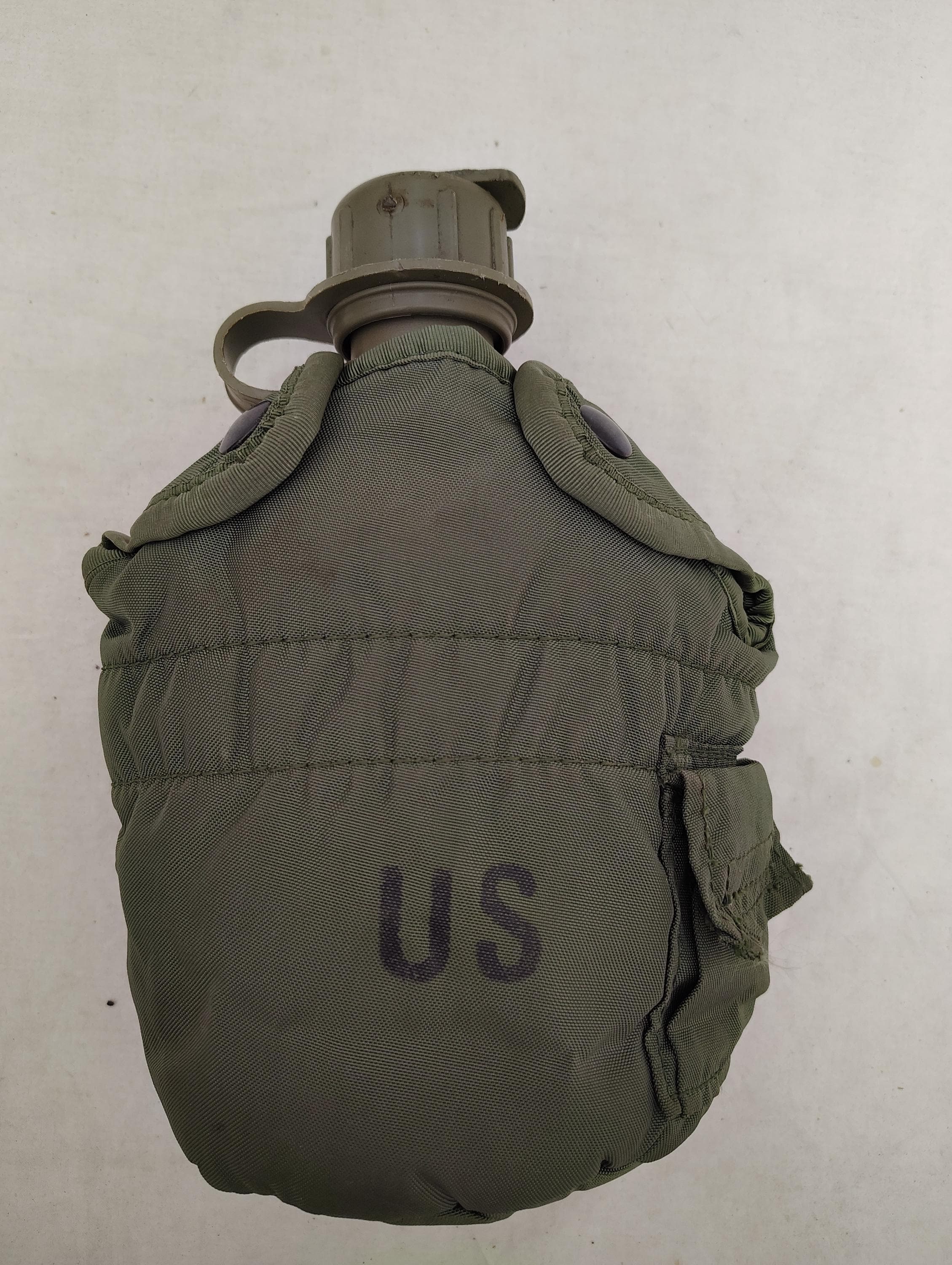 US ミリタリー 水筒とバッグ セット Amazon｜Yicdfur 登山用水筒 ミリタリーウォーターボトル 2L 軍用水