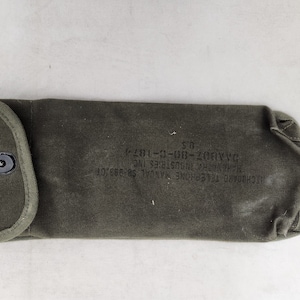 Pochette manuelle vintage pour téléphone de l&#39;époque du Vietnam, émise par l&#39;armée
