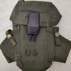 ヴィンテージ軍用ODグリーン小火器ポーチ