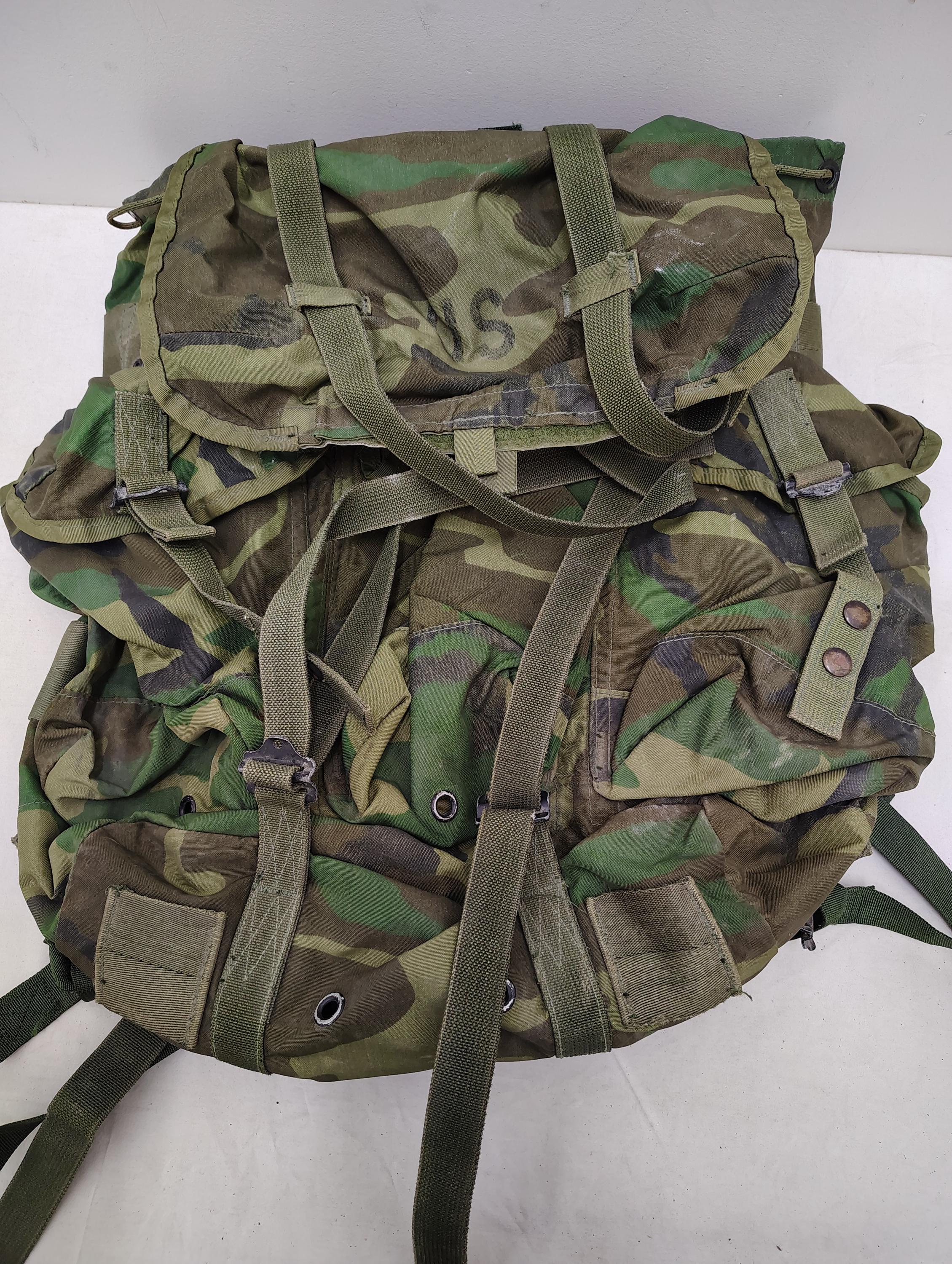 L.L. Bean Dog Embroidery Green Cotton Canvas Backpack With Leather Touches L.L. Bean Backpack Green Bags for Men for sale | eBay main image 2