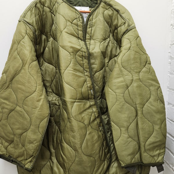 Vintage Military Issued OD Green Extreme Cold Weather Parka Liner-NEW-XL