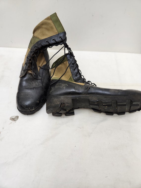 Classic military deals jungle boots