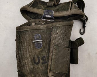 Bolsa de munición M14 de la época de Vietnam, usada por militares antiguos