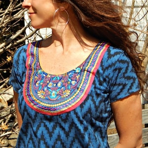 90s Indian Cotton Embroidered Tunic Top, Mini Dress Size S M, Vintage Neerus India Geometric Print, Floral Embroidery