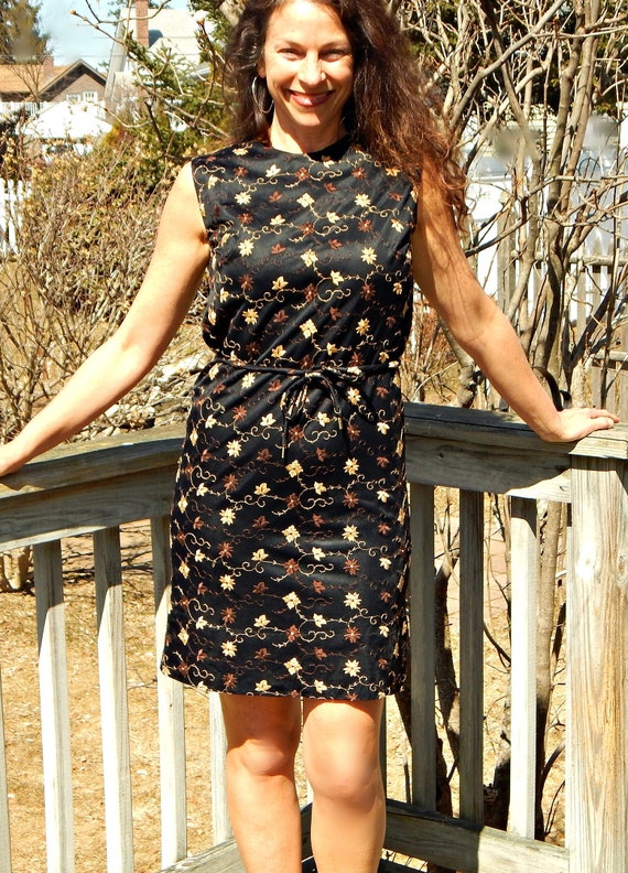 50s Asian Floral Embroidered Black Sheath Dress, Size M, Vintage Belted  Silk Little Black Cocktail Dress