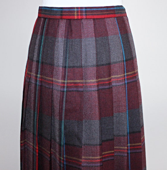 80s Pleated Gray Cranberry Red Maxi Skirt, Size S… - image 2