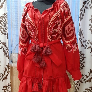 Paisley embroidered dress Fashion linen ukrainian wedding dresses Vyshyvanka