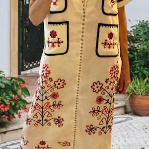 Vestido ucraniano Dahlia Vestidos de linho bordados com bordados da moda ucraniana Vyshyvanka BoutiqueUA