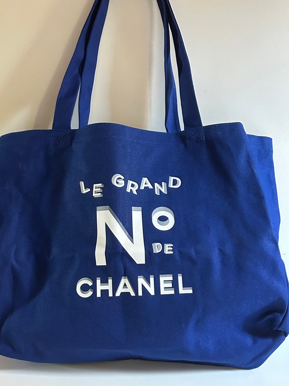 chanel vip gift bag 2020