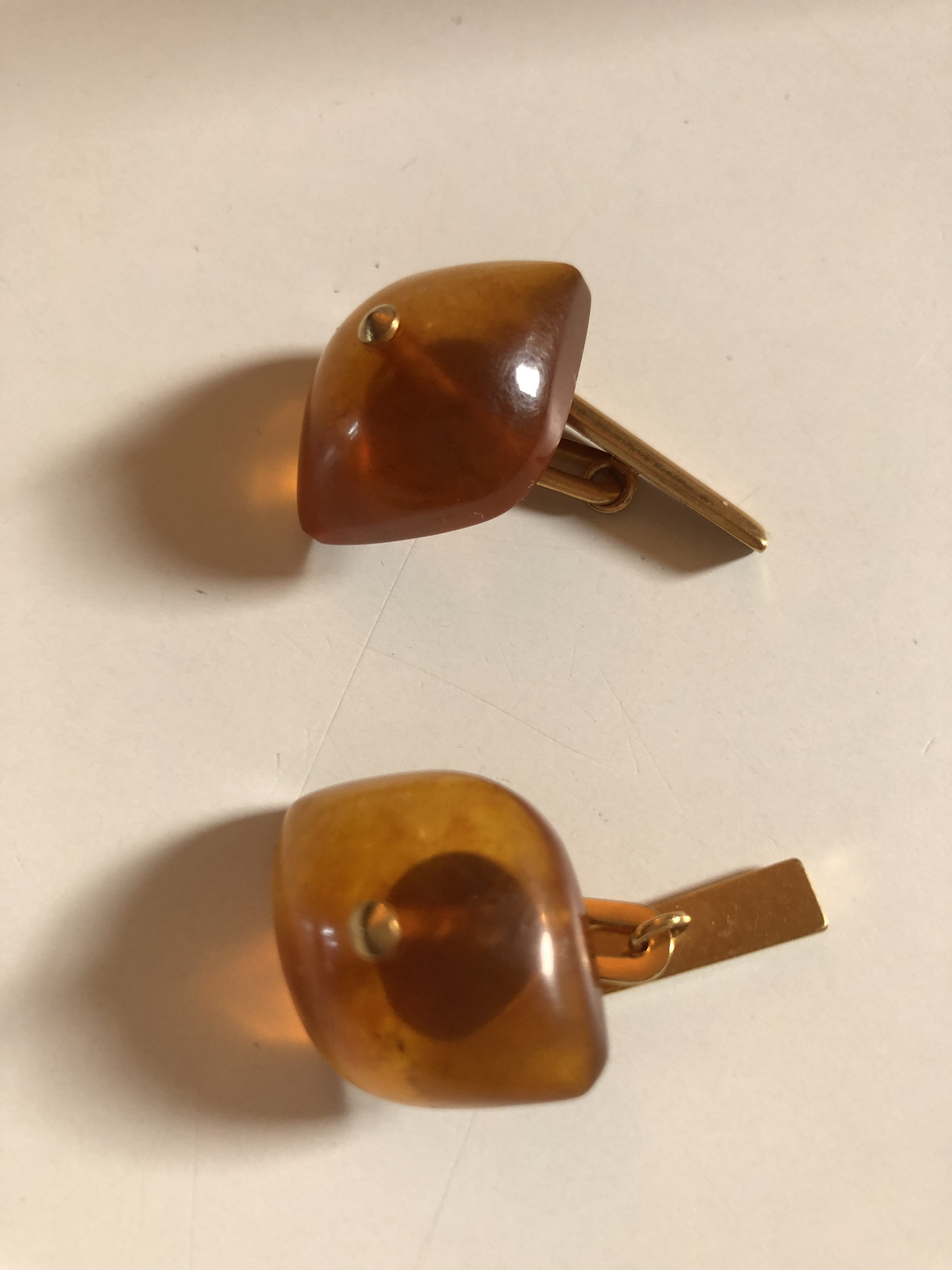 Paire De Boutons De Manchette Vintage - Métal Doré Et Pierre Ambrée - Occasion - Accessoire élégant Pour Chemise