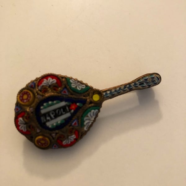 Ancienne broche mandoline Napoli mosaique de pierres dures Années 50